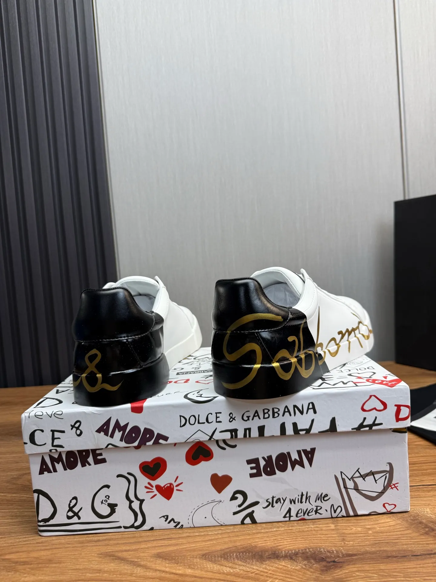 Men's men's shoes💰440💰Dolce & gabbana (DG) official website synchronized new models💥1 fashionable hot models: 1 Exclusive mold opening ✅Imported cowhide for the upper, unique brand style logo upper💥Sheepskin feet🐑Original private mold outsole✔️36-44 (38.45 custom-made, non-refundable)